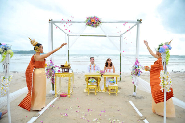 Lanta Beach Wedding