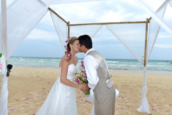Phi Phi Beach Wedding